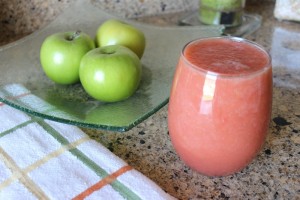 Strawberry Apple Grapefruit Smoothie with Ginger