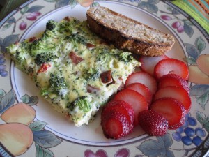 Delicious Chicken Sausage, Broccoli, and Mozzarella Frittata