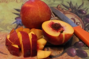 Peach Cucumber Salsa 001 (500x333)