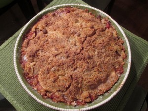 Apple Strawberry Crumb Cobbler