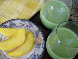 Awesome Banana Mango Spinach Smoothie