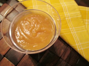 Healthy and Delicious All Natural Applesauce (No Sugar Added)