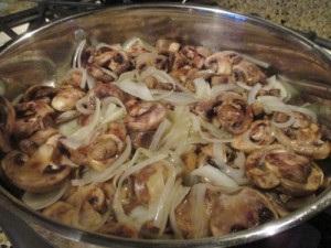 https://learnfromyesterday.com/2015/01/27/chicken-in-white-wine-mushroom-sauce/ https://learnfromyesterday.com