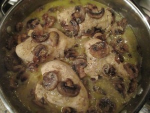https://learnfromyesterday.com/2015/01/27/chicken-in-white-wine-mushroom-sauce/ https://learnfromyesterday.com